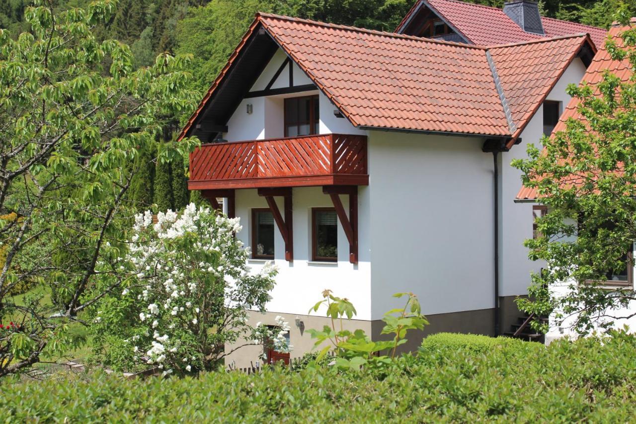 Nüssleshof * Fambach